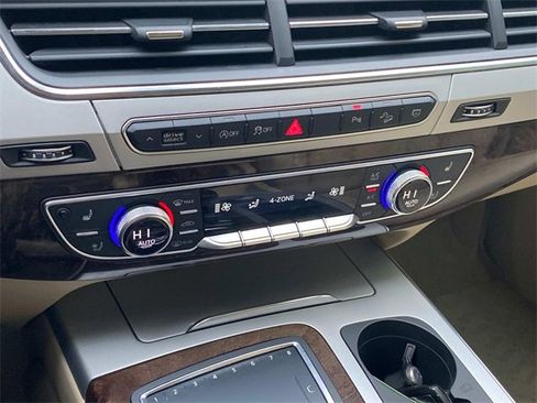 Used 2019 Audi Q7 2.0T Premium Plus w/ Premium Plus Package image 28