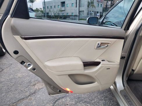 Used 2009 Hyundai Azera Limited w/ Ultimate Navigation Pkg 4 FWD image 38