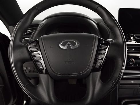 Used 2023 INFINITI QX80 Sensory AWD/4WD image 32