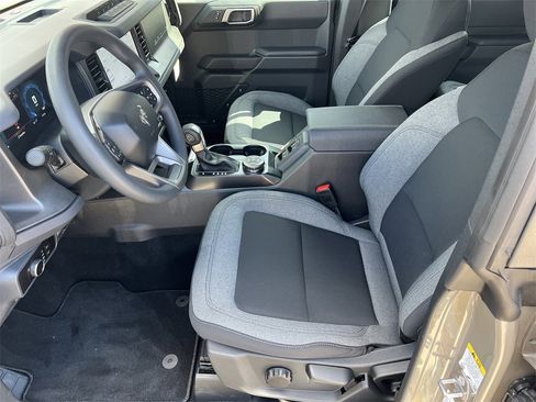 New 2025 Ford Bronco 4-Door w/ Sasquatch Package image 17