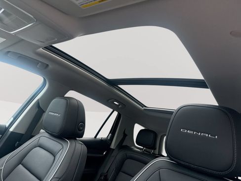 New 2026 GMC Terrain Denali AWD/4WD image 19