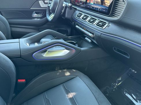 New 2026 Mercedes-Benz GLE 53 AMG 4MATIC image 16