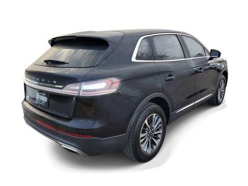 Used 2023 Lincoln Nautilus Reserve AWD/4WD image 4