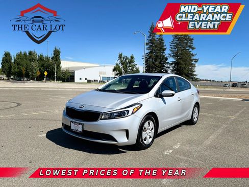Used 2018 Kia Forte LX FWD image 1