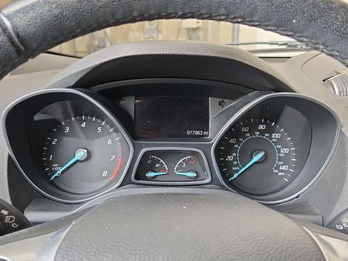 Used 2014 Ford Escape Titanium w/ Equipment Group 401A FWD image 10