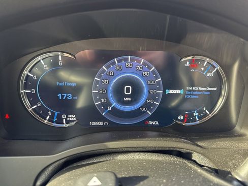 Used 2019 Cadillac Escalade Premium Luxury image 8