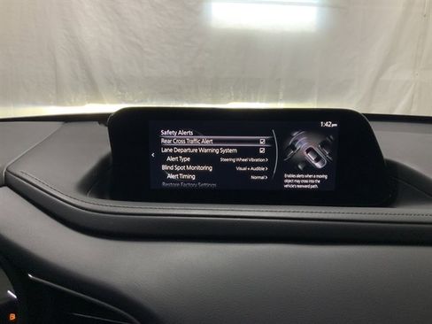 Used 2022 MAZDA CX-30 AWD 2.5 S w/ Select Package image 21
