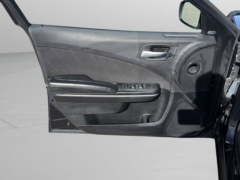 Used 2023 Dodge Charger SXT RWD image 14
