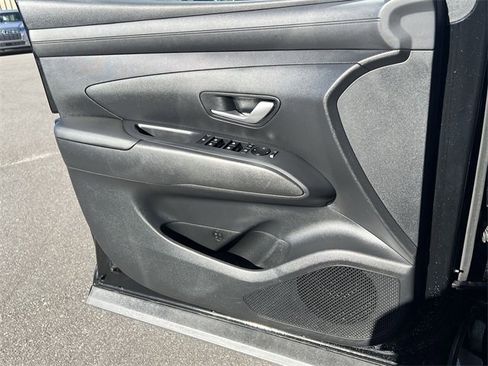 Certified 2025 Hyundai Santa Cruz SEL image 23