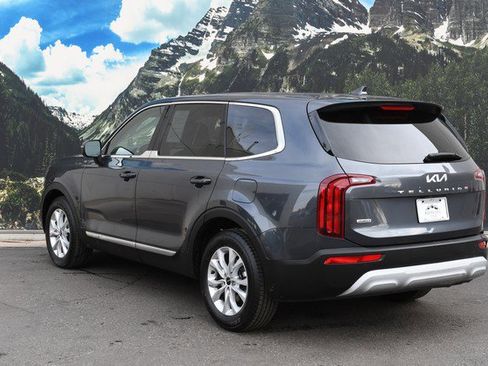 Used 2022 Kia Telluride LX image 9
