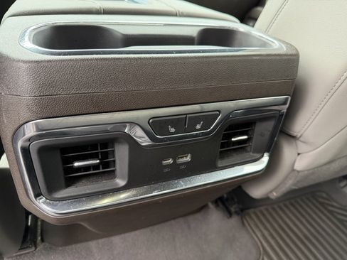 Used 2022 Chevrolet Silverado 1500 LTZ w/ Technology Package image 36