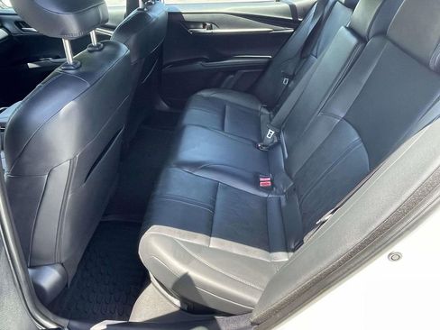 Used 2025 Toyota Camry XSE image 12