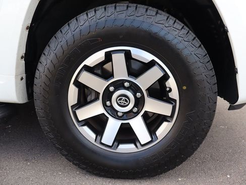 Used 2011 Toyota 4Runner SR5 image 43