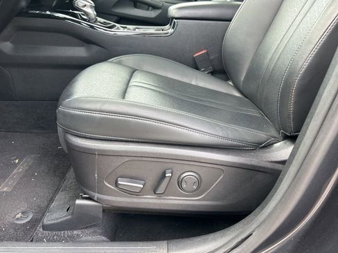 Used 2023 Kia Sorento SX image 11