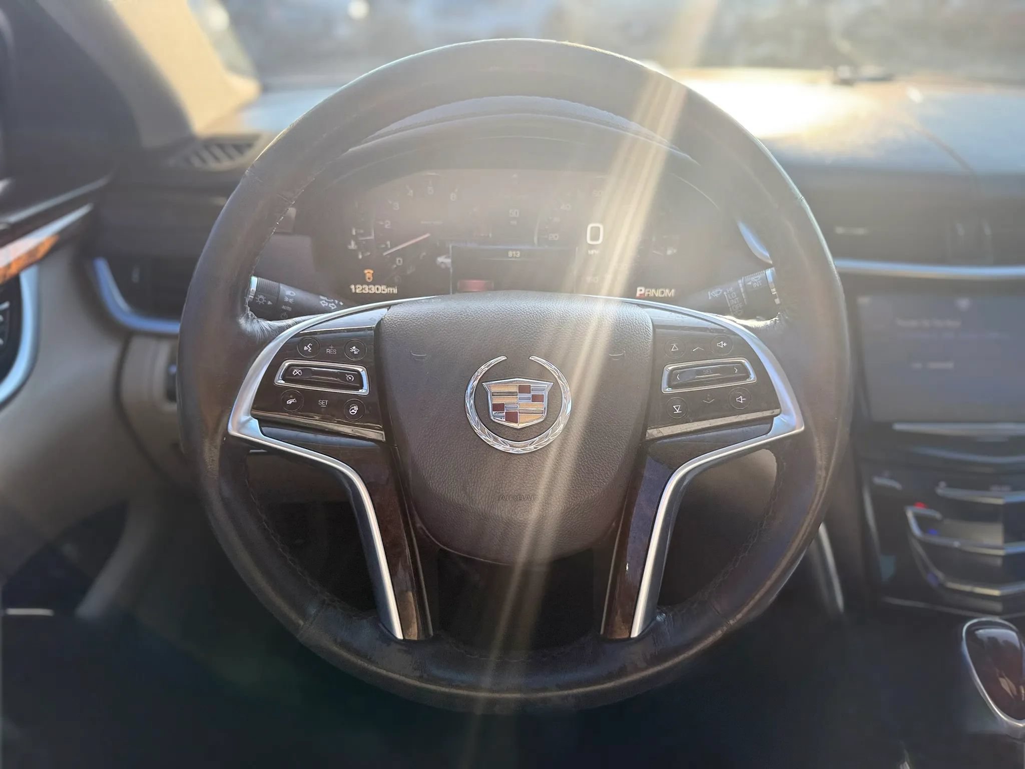 Used 2013 Cadillac XTS Premium FWD image 18