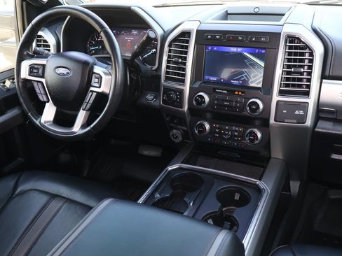 Used 2021 Ford F250 Platinum w/ FX4 Off-Road Package image 14