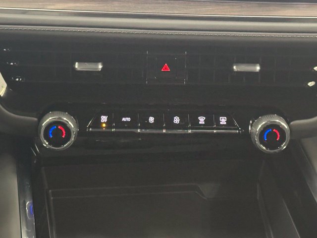 Used 2026 Chevrolet Suburban LS AWD/4WD image 18