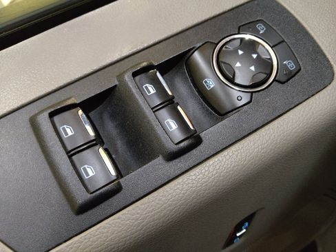 Used 2015 Ford F150 XLT w/ Equipment Group 302A Luxury AWD/4WD image 27