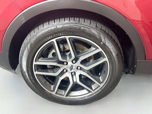 Used 2018 Ford Explorer Sport w/ Equipment Group 401A image 32