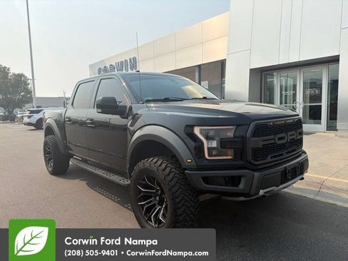 Used 2018 Ford F150 Raptor w/ Equipment Group 802A Luxury AWD/4WD image 2