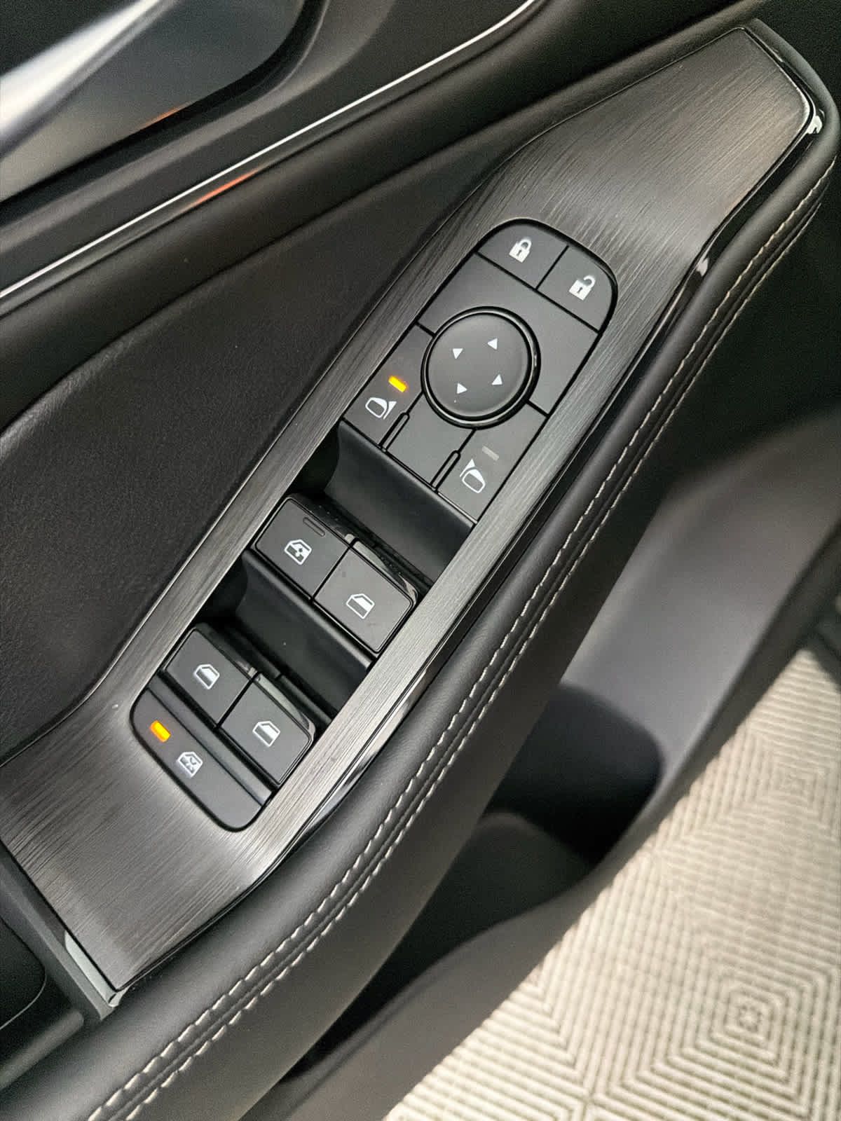 New 2026 Nissan Rogue Platinum AWD/4WD image 23