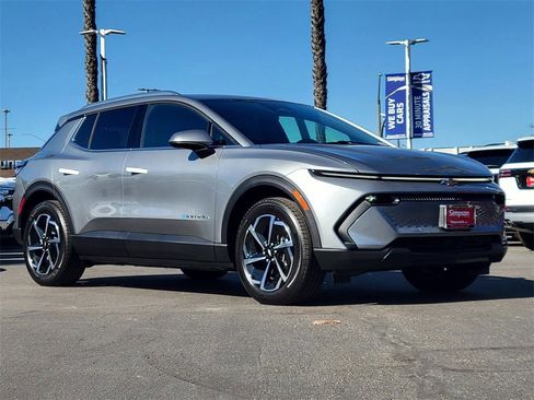 New 2026 Chevrolet Equinox EV LT image 25