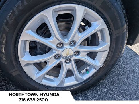Used 2020 Chevrolet Equinox LS FWD image 36