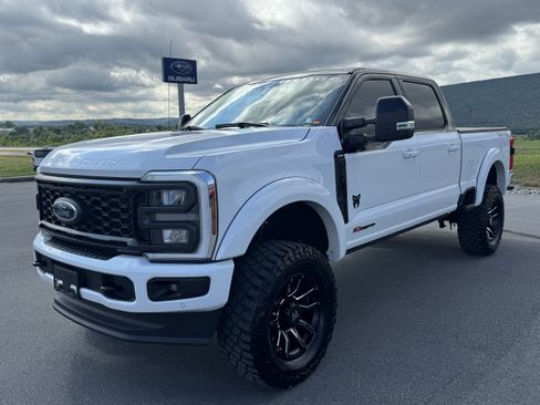 Used 2024 Ford F250 Lariat w/ Lariat Ultimate Package AWD/4WD image 8