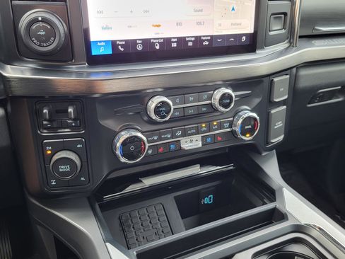 Used 2024 Ford F250 Lariat w/ Lariat Ultimate Package image 28