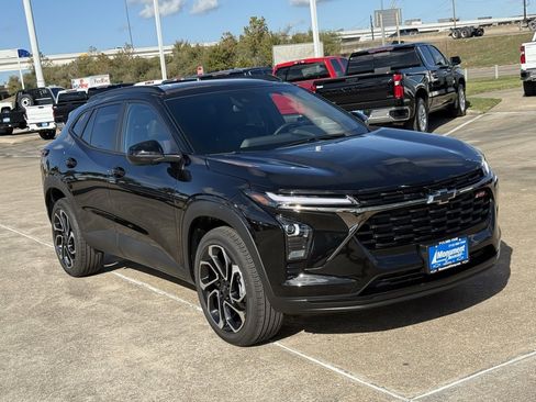 New 2026 Chevrolet Trax RS image 5