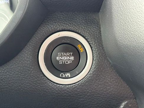 Used 2019 RAM 1500 Big Horn RWD image 11