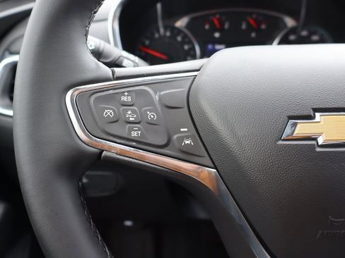 Used 2024 Chevrolet Equinox LT w/ LPO, Floor Liner Package image 6