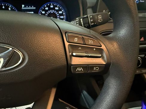 Used 2023 Hyundai Kona SEL image 32