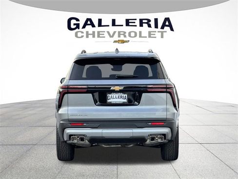 New 2026 Chevrolet Traverse LT w/ Driver Confidence Package image 6