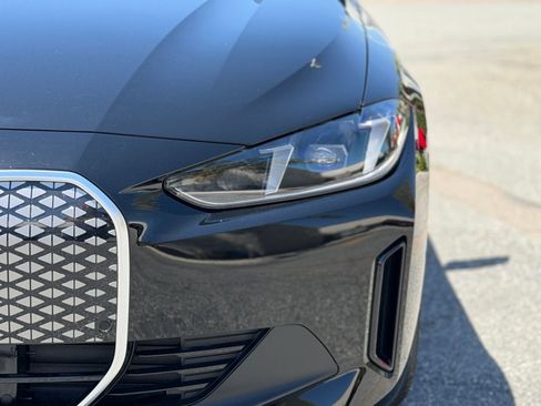 New 2026 BMW i4 eDrive40 RWD image 17