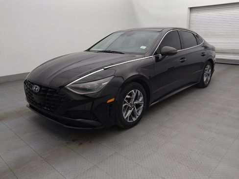 Used 2023 Hyundai Sonata SEL image 2