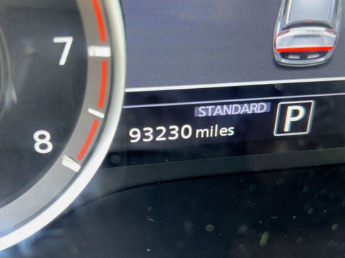 Used 2021 INFINITI QX50 Luxe w/ Appearance Package image 19