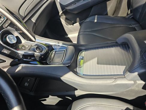 Used 2019 Acura RDX SH-AWD image 28