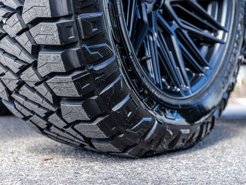 New 2025 Ford F150 Lariat w/ Equipment Group 502A High AWD/4WD image 20