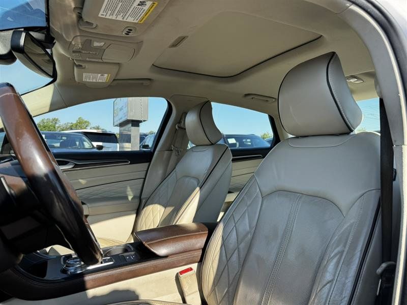 Used 2017 Ford Fusion Platinum AWD/4WD image 21