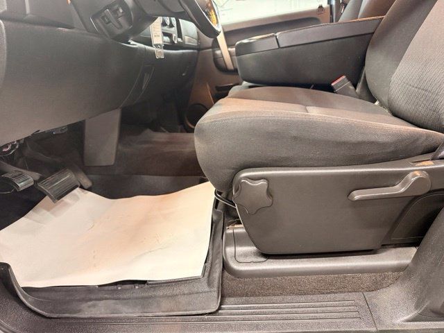 Used 2010 GMC Sierra 1500 SLE w/ Power Pack Plus AWD/4WD image 8