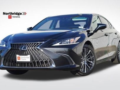 Used 2024 Lexus ES 350 w/ Premium Package