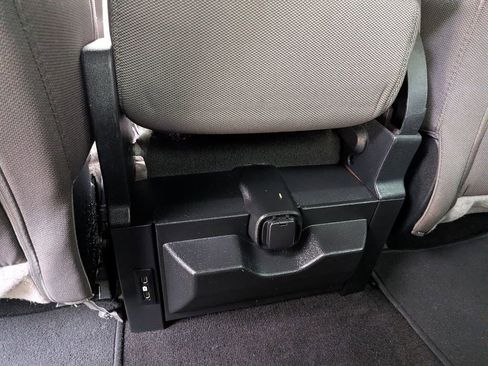 Used 2020 Ford F150 XLT RWD image 35