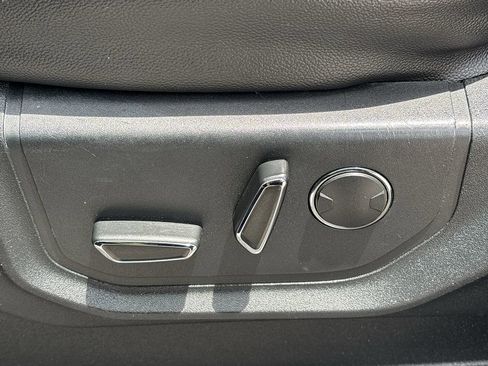 Used 2018 Ford F150 Lariat AWD/4WD image 18