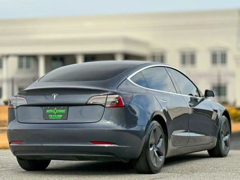 Used 2020 Tesla Model 3 image 11