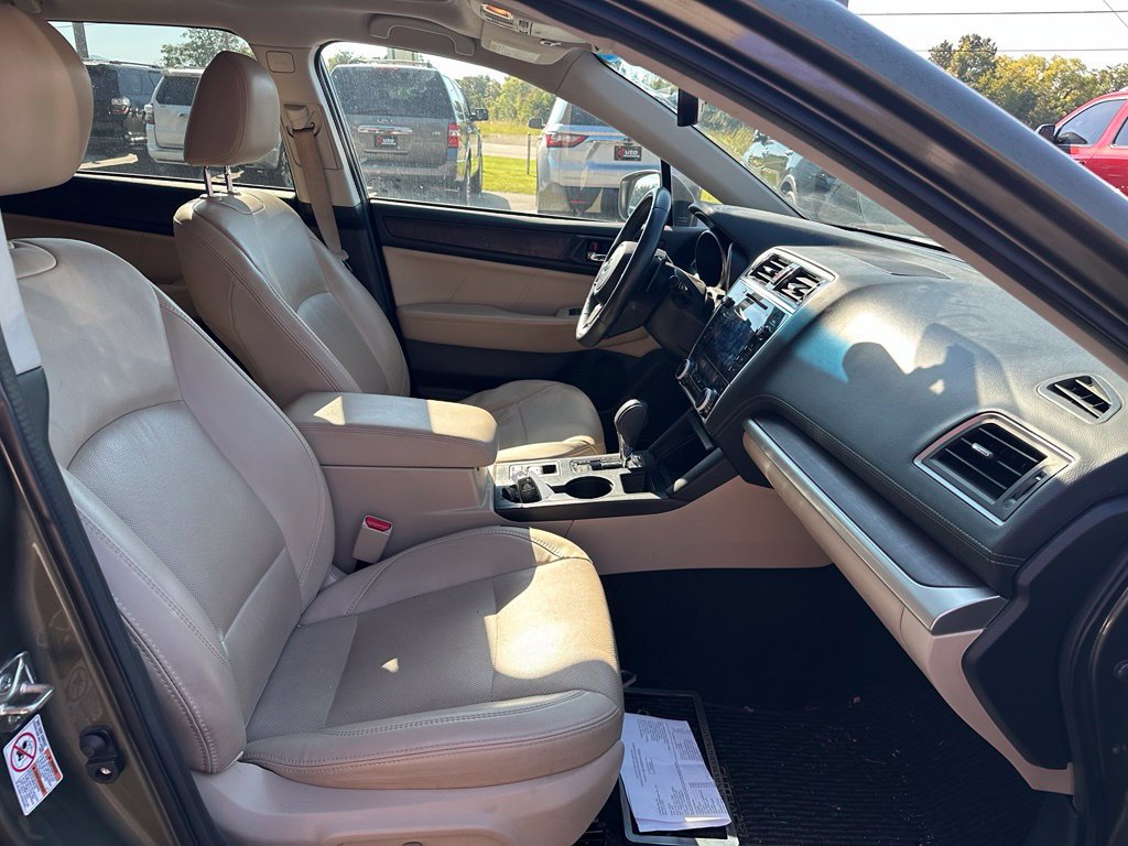 Used 2019 Subaru Outback 2.5i Limited AWD/4WD image 6