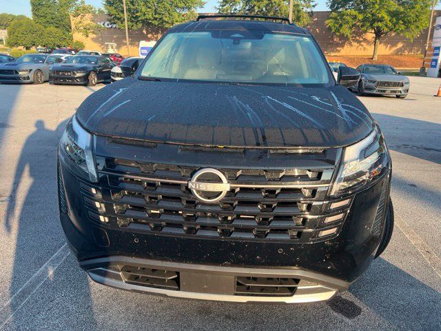 Used 2026 Nissan Pathfinder SL w/ SL Premium Package FWD image 6