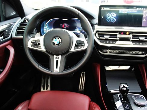 Used 2025 BMW X4 M40i w/ Premium Package AWD/4WD image 35