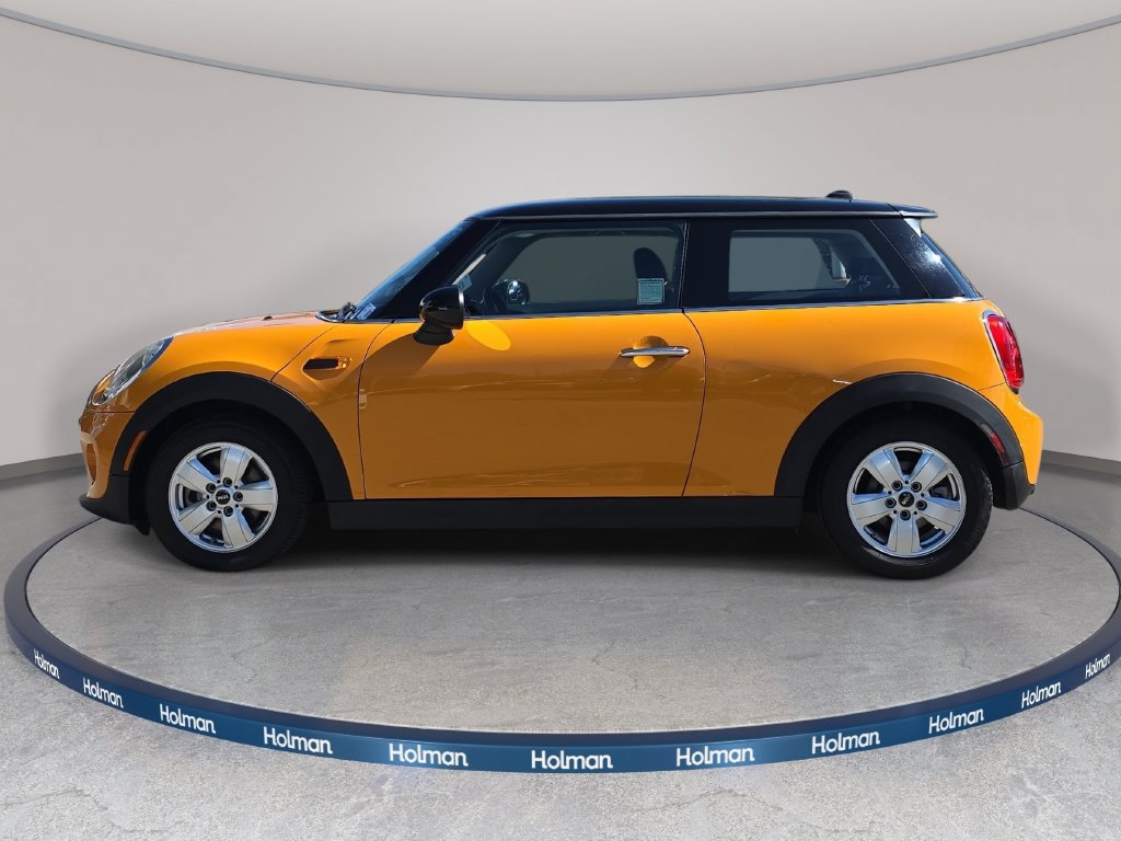 Used 2015 MINI Cooper 2-Door Hardtop FWD image 9
