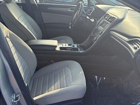 Used 2020 Ford Fusion S FWD image 8